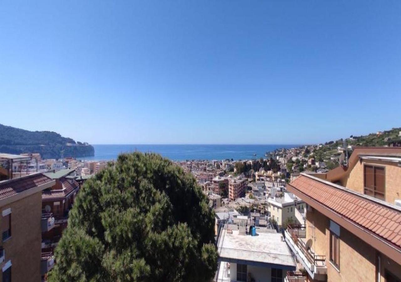 Appartement Vistamare à Gaète Extérieur photo
